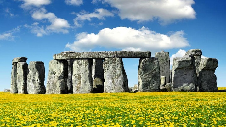 Discover the Top 10 Mystical Places Around the Globe