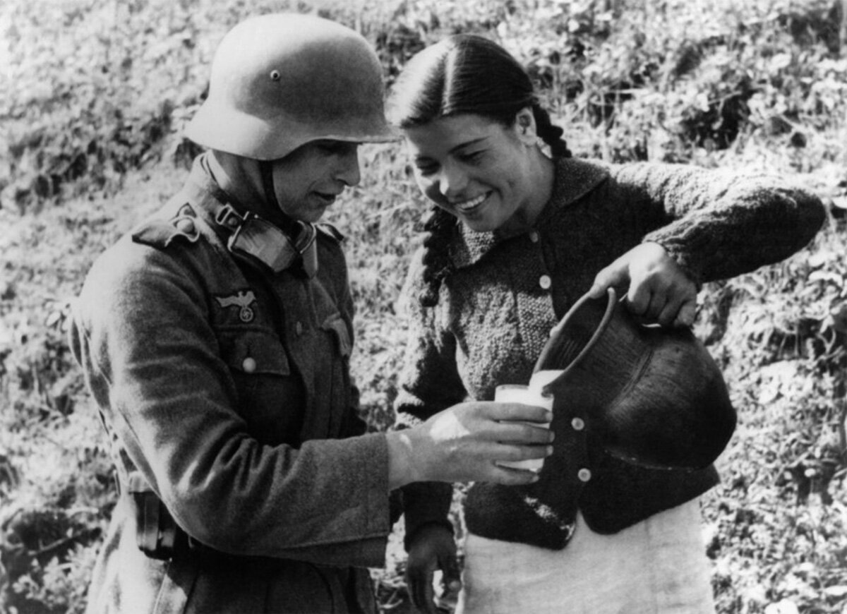 Rare photos from the Second World War