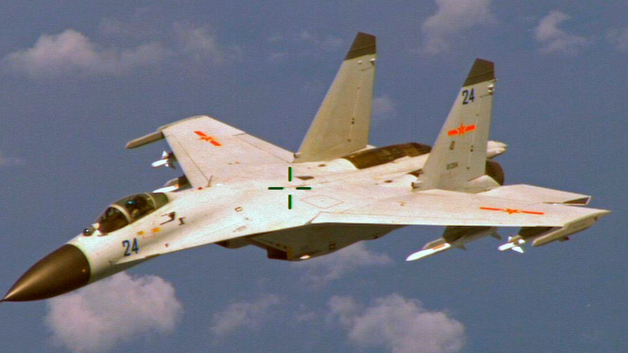 What is known about China's new sixth-generation fighter jet and what is its power ?